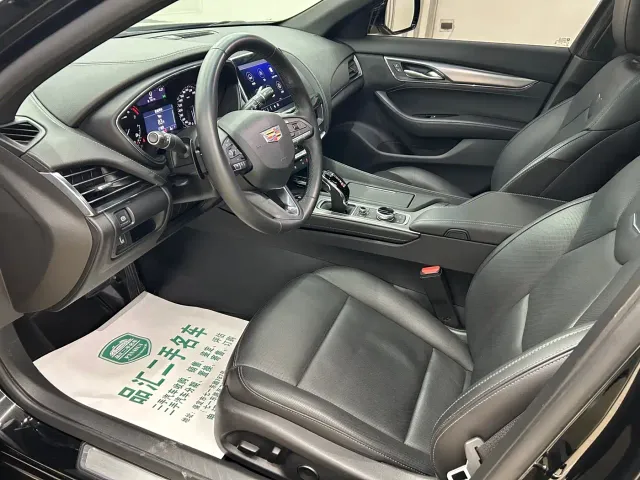 Cadillac CT5 — Фото автомобиля 8
