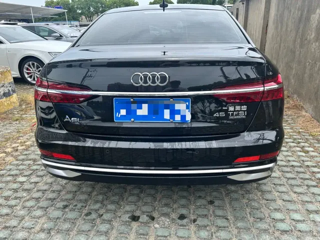 Audi A6L — Фото автомобиля 5