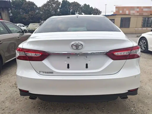 Toyota Camry — Фото автомобиля 5