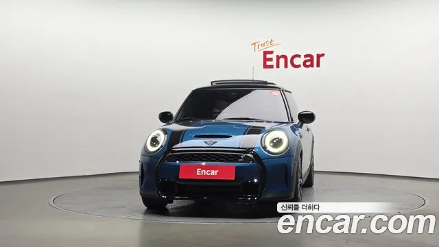 MINI Cooper — Фото автомобиля 3