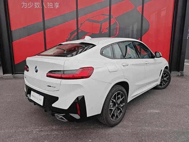 BMW X4 — Фото автомобиля 3