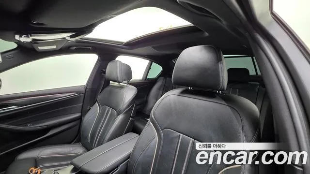 BMW 5 Series G30 — Фото автомобиля 18