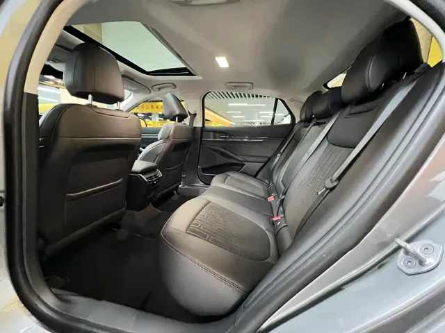 Ford Mondeo — Фото автомобиля 10