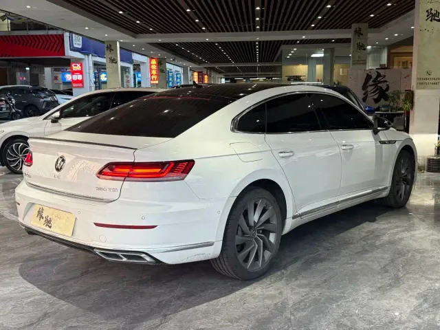 Volkswagen CC — Фото автомобиля 4