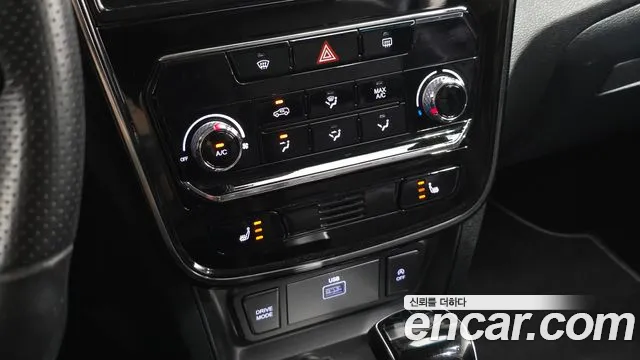 KG_Mobility_Ssangyong TIBOLI Very New Tivoli Бензин 1.5 2WD — Фото автомобиля 18