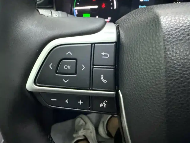 Toyota Granvia — Фото автомобиля 12