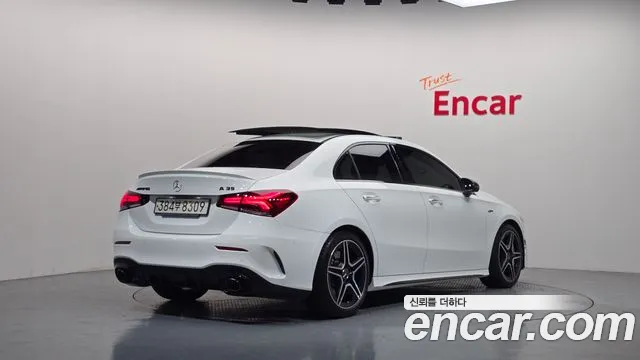 Mercedes-Benz A-Class W177 — Фото автомобиля 2