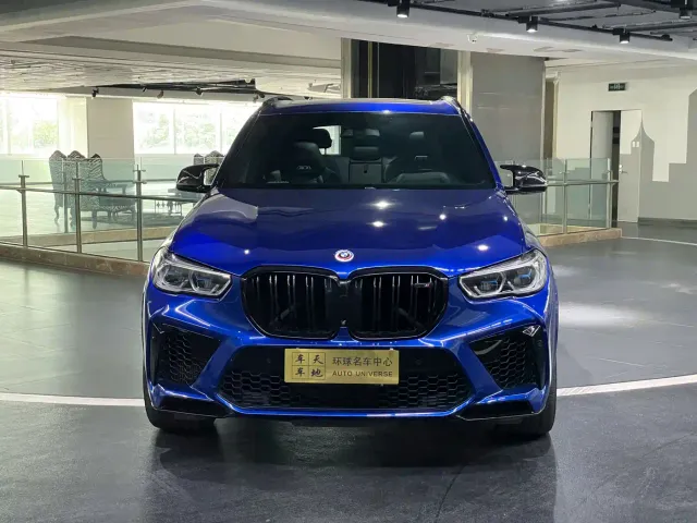 BMW X5 M — Фото автомобиля 3