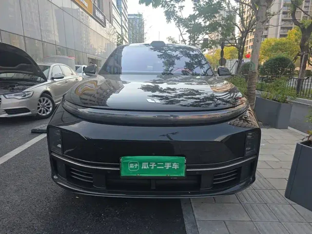 Li Auto L7 — Фото автомобиля 2
