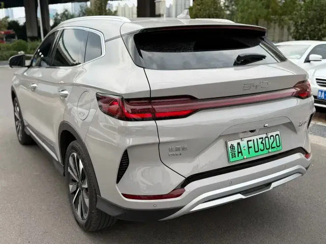 BYD Song PLUS — Фото автомобиля 6