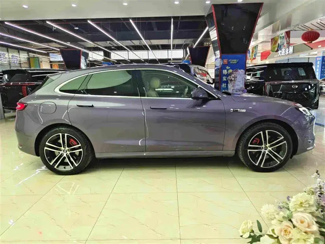 Aito M5 — Фото автомобиля 13