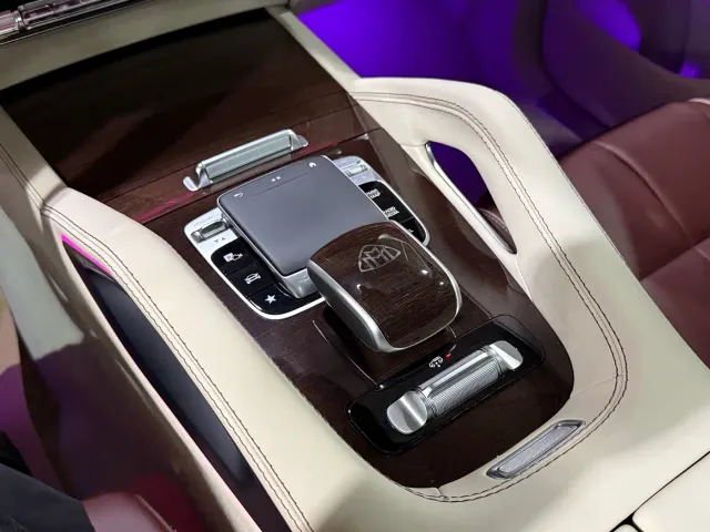 Mercedes-Benz Maybach GLS — Фото автомобиля 17