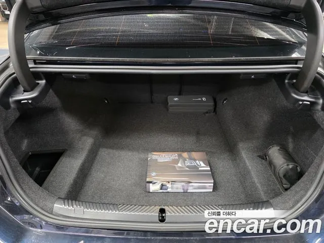 BMW 5-Series — Фото автомобиля 20