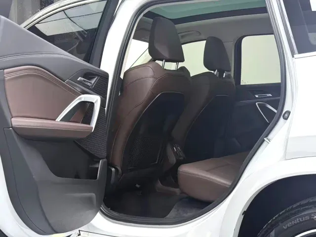 BMW X1 — Фото автомобиля 7