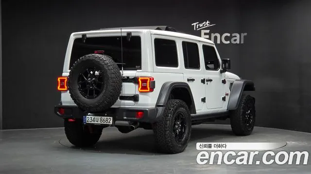 Jeep Wrangler — Фото автомобиля 2
