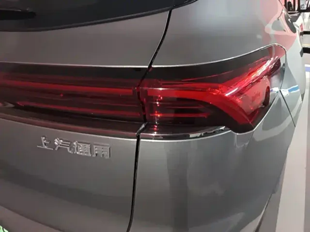 Buick E5 — Фото автомобиля 7