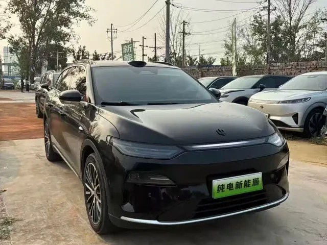 Фотография автомобиля — Leapmotor C11