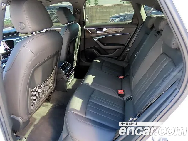 Audi A6 C8 — Фото автомобиля 6
