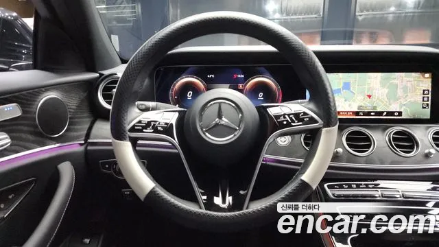 Mercedes-Benz E-Class — Фото автомобиля 13