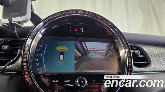 MINI Cooper Cooper Electric — Фото автомобиля 15
