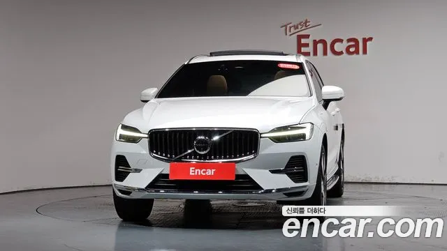 Вольво XC60 — Фото автомобиля 3
