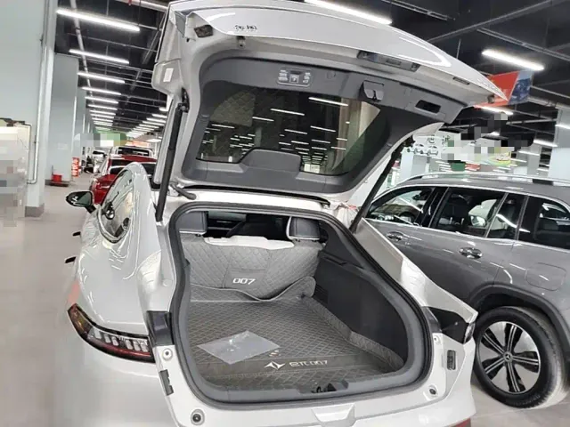 Dongfeng eπ 007 — Фото автомобиля 18