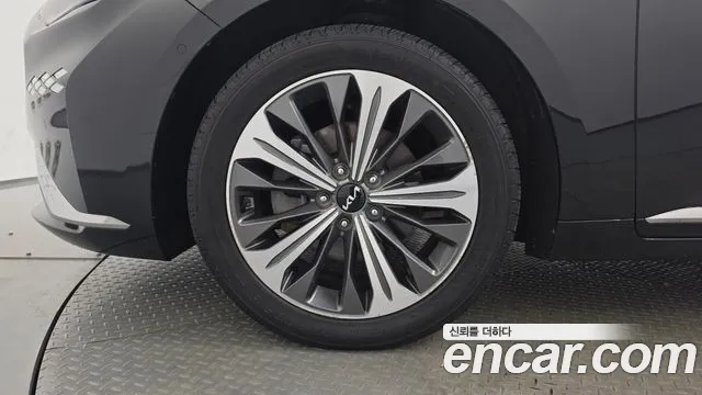 Kia K8 Signature — Фото автомобиля 5