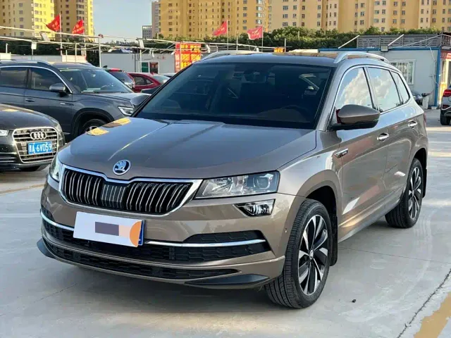 Фотография автомобиля — Skoda Karoq