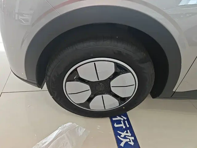 Geely Starry Wish — Фото автомобиля 22