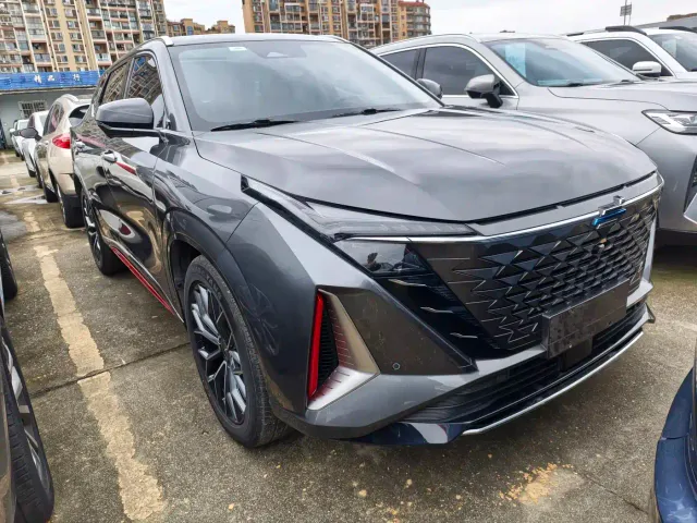 Changan Z6 — Фото автомобиля 3