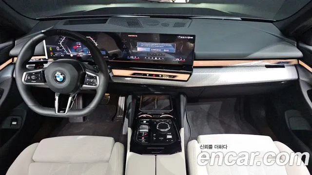 BMW 5-Series — Фото автомобиля 7