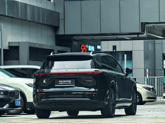 Xpeng G9 — Фото автомобиля 7