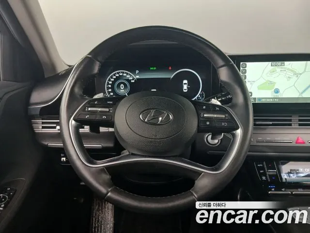 Hyundai Grandeur New — Фото автомобиля 19