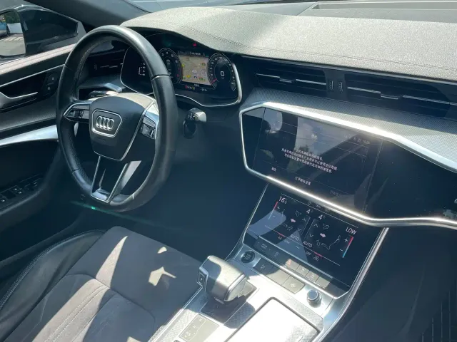 Audi A6L — Фото автомобиля 13