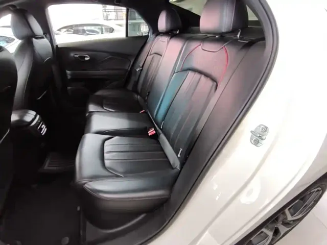GAC Trumpchi Emkoo — Фото автомобиля 16