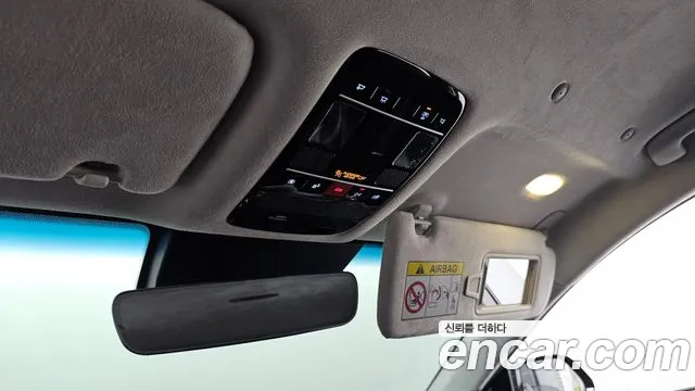 Hyundai Grandeur GN7 — Фото автомобиля 28