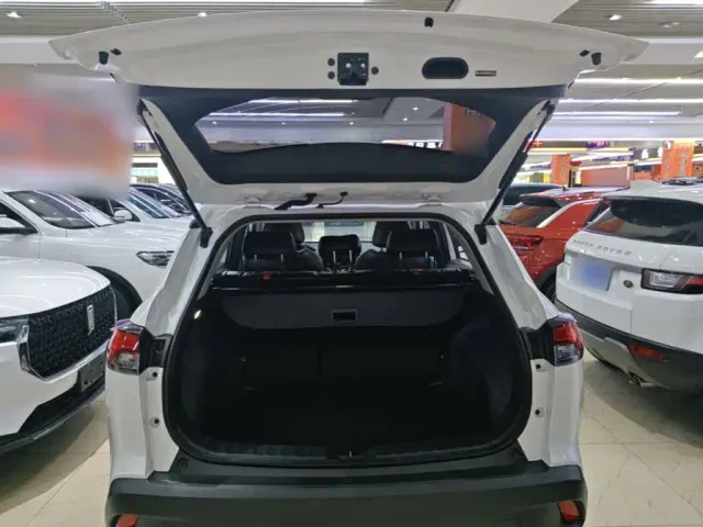 Toyota Corolla Cross 2022 2.0L Luxury Edition — Фото автомобиля 18