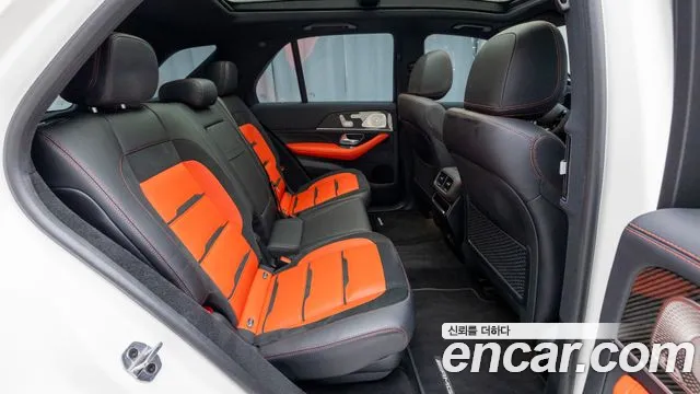 Mercedes-Benz GLE-Class — Фото автомобиля 10