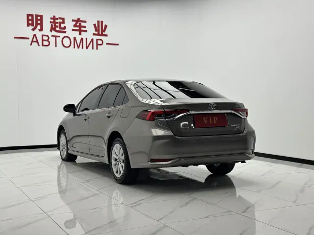 Toyota Corolla — Фото автомобиля 8