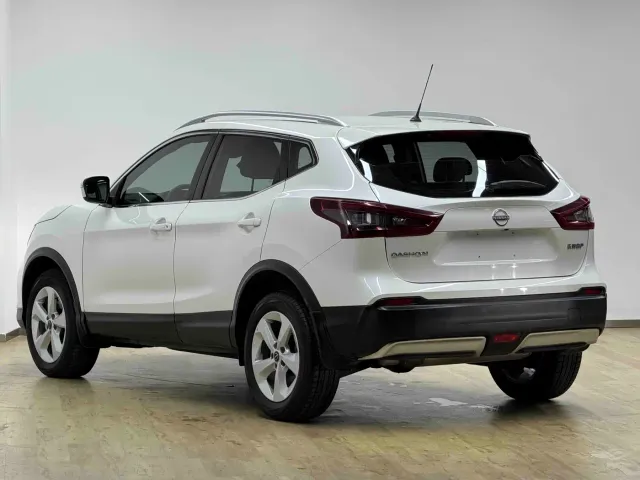 Nissan Qashqai — Фото автомобиля 28