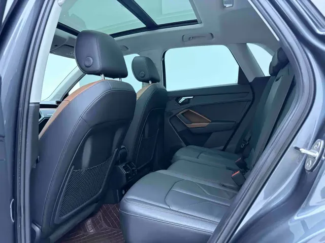 Audi Q3 — Фото автомобиля 8