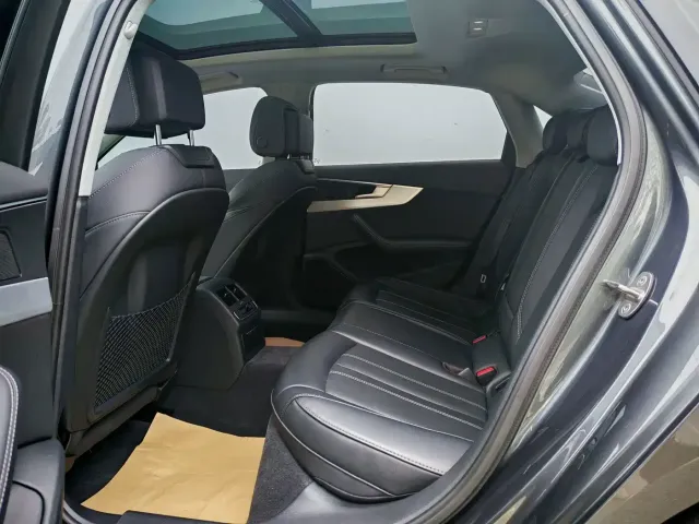 Audi A4L — Фото автомобиля 7