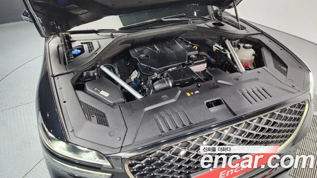 Genesis GV70 2.5T Бензин AWD — Фото автомобиля 6