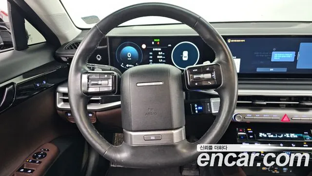 Hyundai Grandeur Grandeur (GN7) 2.5 Бензин 2WD — Фото автомобиля 14