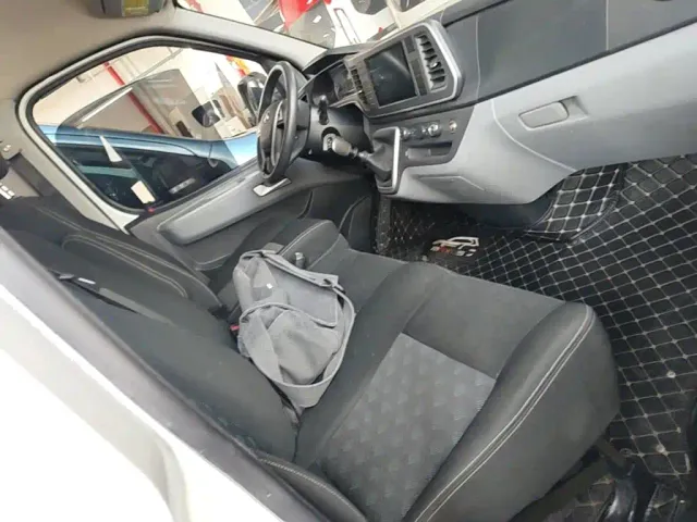 Maxus Xintu V80 — Фото автомобиля 24