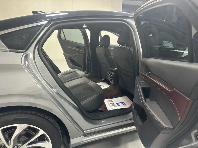 Ford Mondeo — Фото автомобиля 14