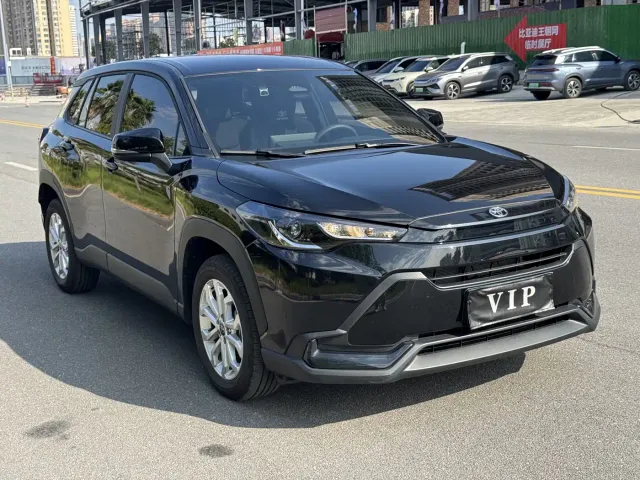 Toyota Frontlander — Фото автомобиля 3