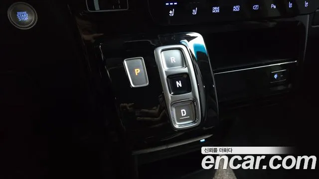 Hyundai Staria — Фото автомобиля 12