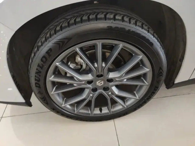 Leapmotor C10 — Фото автомобиля 22