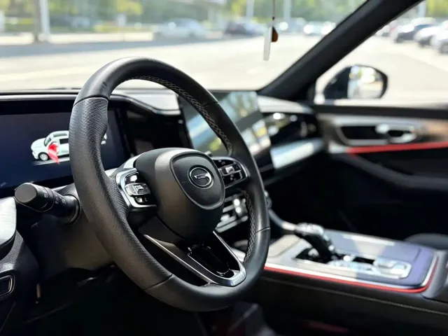 GAC Trumpchi GS8 — Фото автомобиля 5